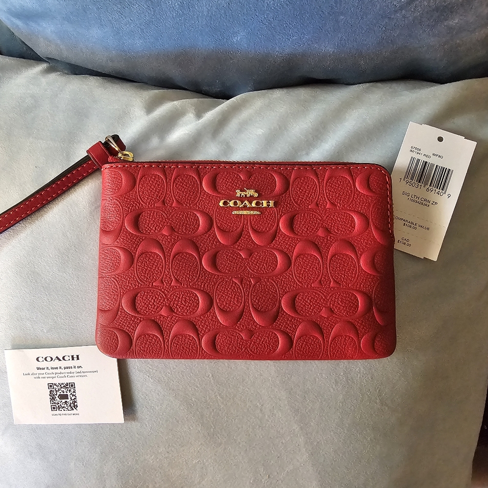 NWT Coach Wristlet